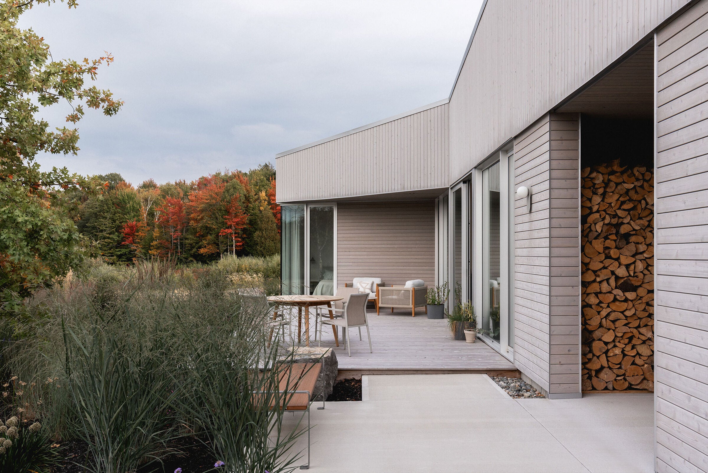 Development of targeted press and media lists